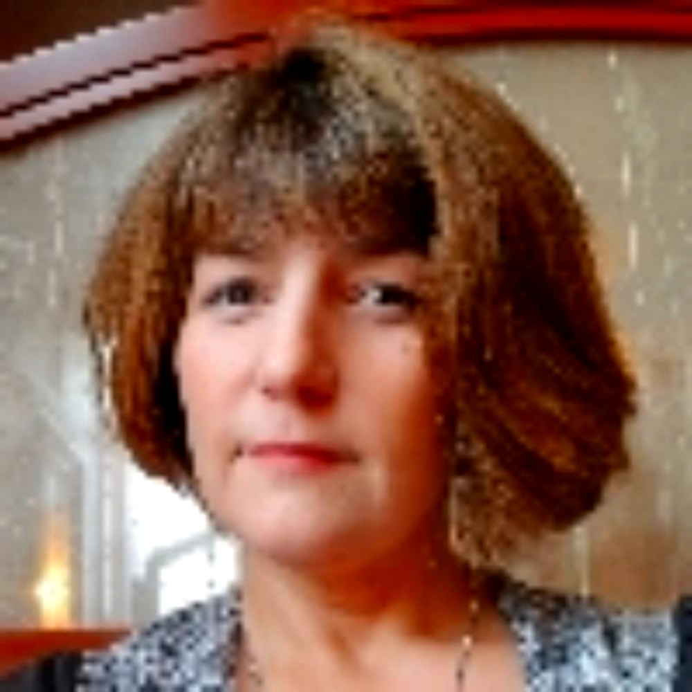 Meet your Posher, Carla